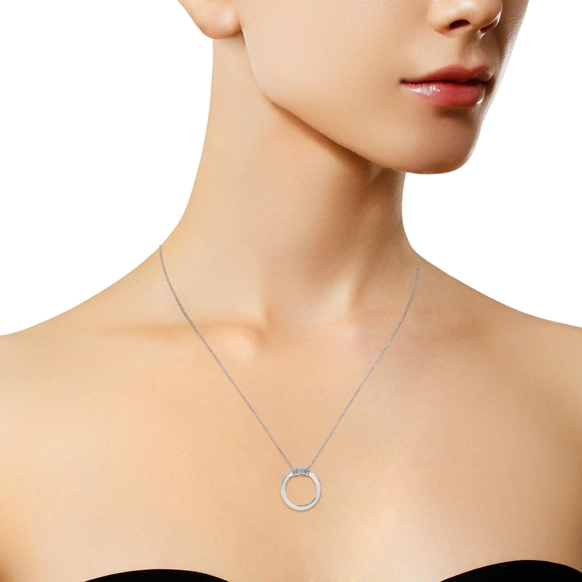 Diamond Miracle-Set Stone Open Circle 18" Box Chain Pendant Necklace