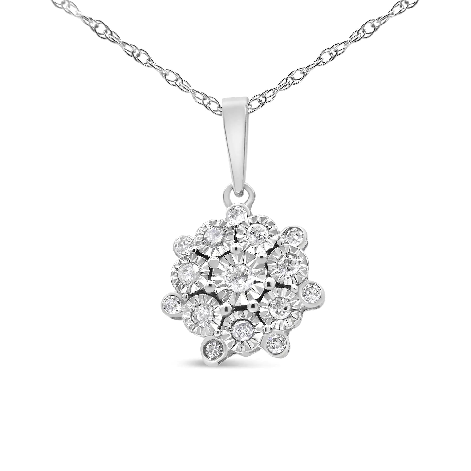 925 Sterling Silver 1/4 cttw Diamond Floral Cluster Pendant Necklace